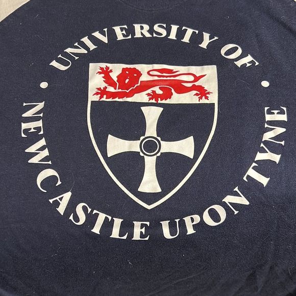 University of Newcastle upon Tyne T-shirt - Picture 3 of 5